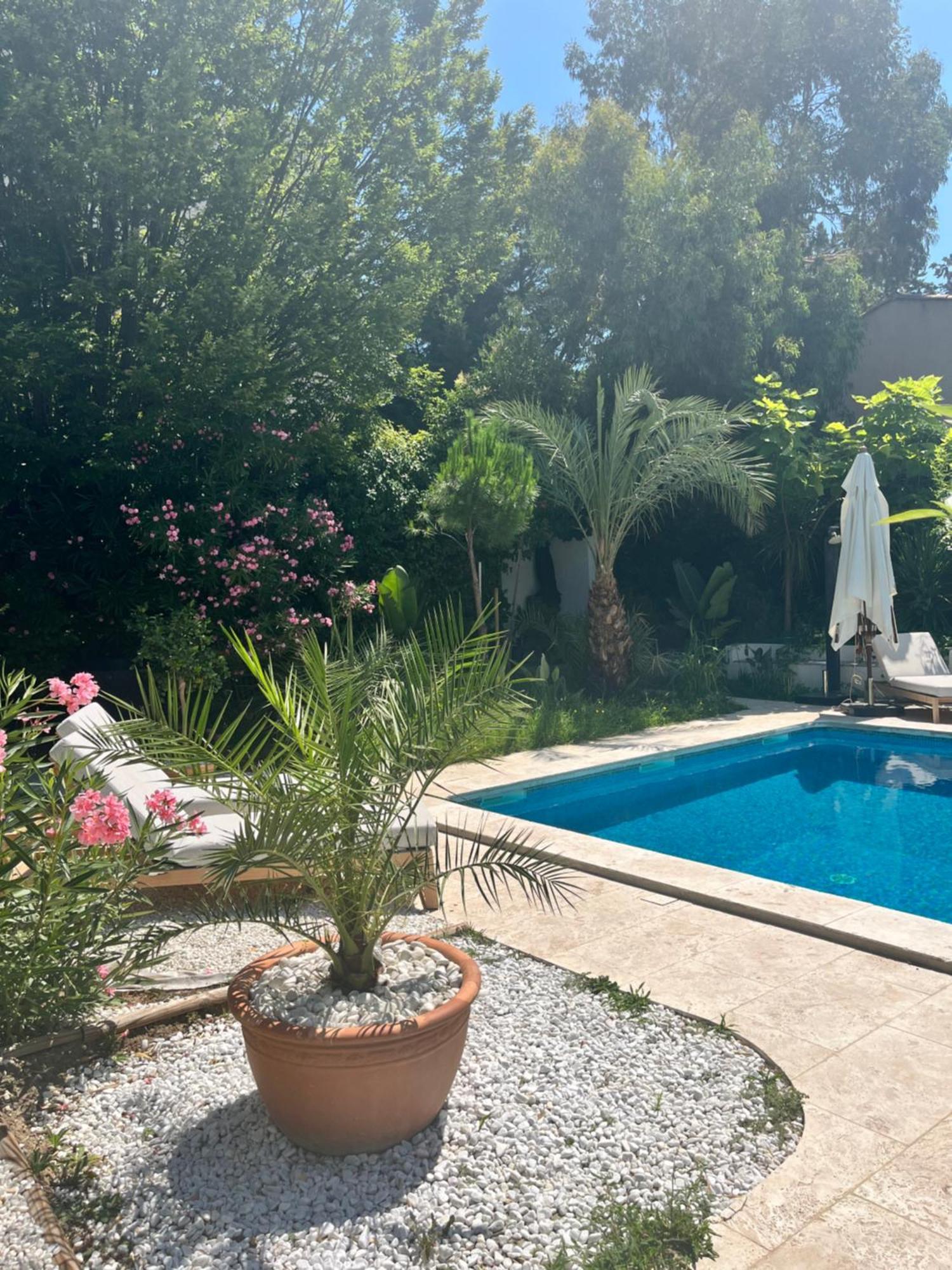 Le Mas Angelussi - Le Clos Du Soleil Salon-de-Provence Exterior foto